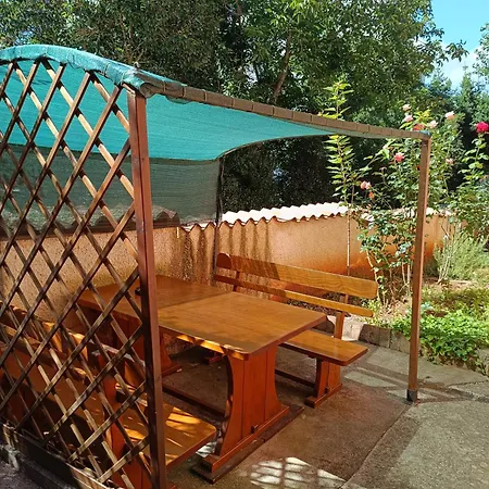 아파트 Helena 풀라